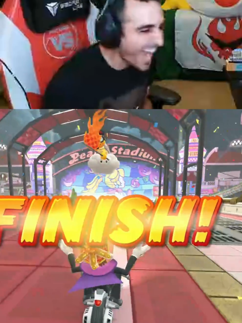 too close there buddy 🤭 #mariokart #GamingOnTikTok #whew 