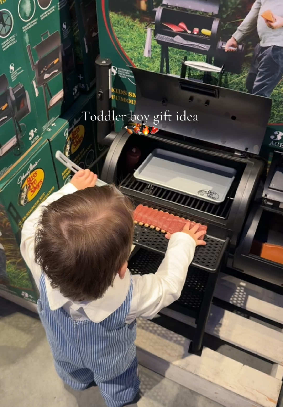 My son loved playing with this at the store, it would make a perfect gift forsure 🥹🤍🎁🎄 #babyboygift #babyboy #giftsforhim #giftguide #toddlergiftideas #babygiftideas #christmas #holidaygifts #christmasgifts #fyp 