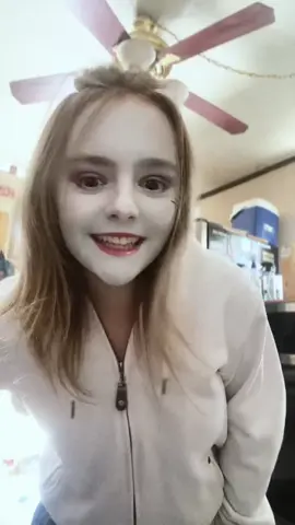 i made 2 of these so i’m postinf tbose and i’m gonna spam #cutecore🎀🦴🍮🐾 #fyp #cosplay #monsterhigh #frankiestein 