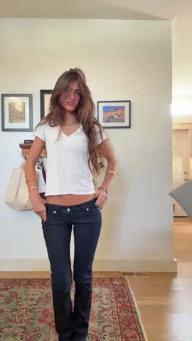 Skinny jeans are back 