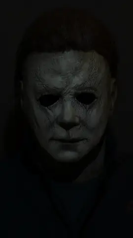 H40 Showcase 🎃 MASK IS FROM @Killerw0rk  #Halloween #MichaelMyers #MichaelMyersCosplay #HalloweenH40 #HalloweenH40Cosplay 
