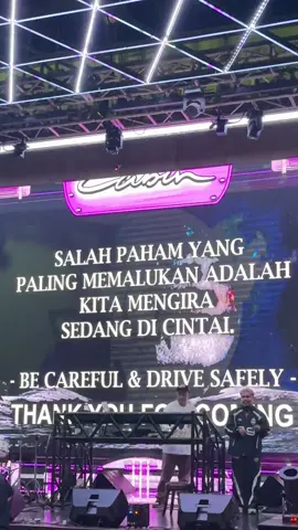#fypage #fypage #fypシ゚viral🖤tiktok #holywings #hwcabinlivebogor 