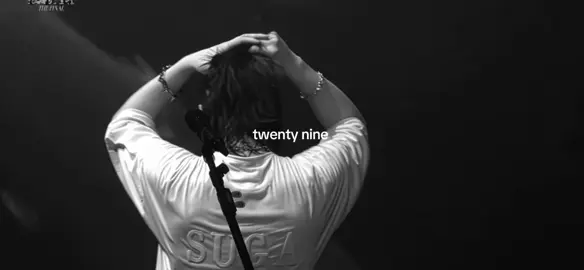 #edit #minyoongi #yoongi #suga #sg #lyric #lyrics #twentynine #music #dark #pretoebranco #clips #bts_official_bighit #btsarmy #btsxarmy #bts #btspavedtheway #army #foryoupage #foryou #fyp #FYP #ForYou #CapCut #vaiprofycaramba #mulherdepreso🔓🕊👫💍 #viraliza #editkpop #kpop #kpopfyp #editkpopbr #4k #🔥 #kpopers 