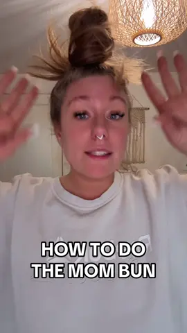 How to do the mom bun. Yall asked for the hair bun tutorial and here it is. Let me know if you do it! ♥️👏🏼 #mombun #howtodo #hairbun #hairbuntutorial #fypage 