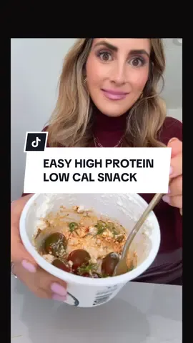 Nutrition Babe Snack #yum #cottagecheese #chilicrisp #seaweed #snack 