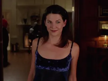 Lorelai & Luke entering the trend #gilmoregirls #lorelaigilmore #lukedanes #fyp #lorelaiandluke 