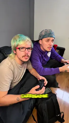 Qual a % da sua bateria agr!?? Sem roubar eim @Pedro Pedro Pedro Pedro @Gian 