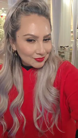 Ponte un labial rojo...ANIMATE!! #tipsdemaquillaje #labialrojo #casicincuentona 