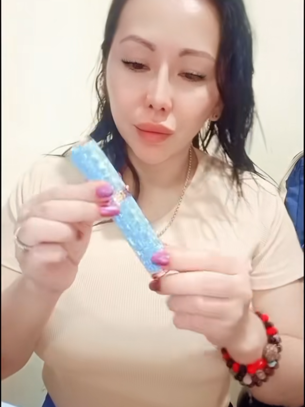 Flawless brows have never been easier than with Finishing Touch Flawless Brows Blush Gen 2. Shape and maintain beautiful brows with this stylish tool. Finishing Touch Flawless Brows Blush Gen 2 makes it easy to shape your brows with pinpoint precision. This brow tool is designed to remove hair from your eyebrows without destroying the root. It's fast, painless and provides no redness or irritation. Best of all, it's Dermatologist approved with a built-in LED light. Less Hair Removal Technology Tweezing Epilator Type Cordless Cordless Yes Body Area Face, Eyebrows Hair Color Dark Battery Type Rechargeable #onthisday #memories #foryoupage #tiktokaffiliate 