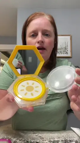 I wanted to like this and I do but I don’t like that you have to reapply it every 2 hours. That’s crazy. It’s a NO for me. #sunscreen #tiktokreview #no #fyp