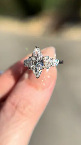 Enchanted garden build your own 🧚🏻 #engagementring #uniqueengagementrings #marquiselabdiamond #finejewelry 