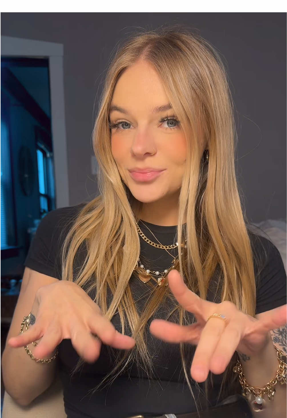 lesbians and misogyny #wlw #wuhluhwuh #lesbian #sapphic 