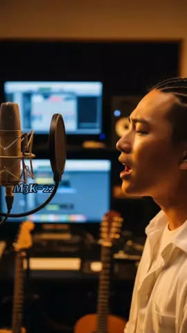 Judul Lagu: Surat Cinta Untuk Starla Versi Bhs.Inggris  Video Ai  #capcut #global #trending  #coversong #fyp 