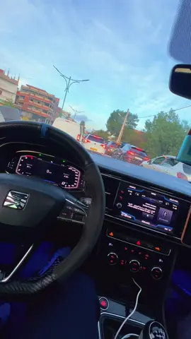 #الشعب_الصيني_ماله_حل😂😂 #explore #viraI #fypシ゚ 