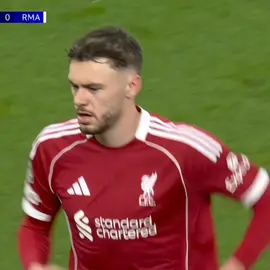 bradley vs vini jr#s4kt4#liverpoolfc❤️⚽ #goatmessi🐐👑  #fcbarcelona 