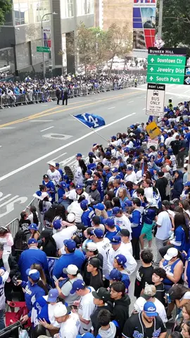🏆🏆 BACK 2 BACK 9x World Series Champions #viralvideo #fyp #LA #dodgerparade  