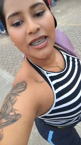 #LIVEIncentiveProgram #SideHustleLIVE #PaidPartnership yo siempre voy tarde pero llegó 5 minutos antes de la hora y deben ser 15😂😂😂