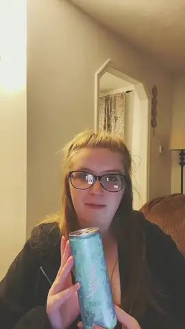 Anybody else notice that the Alani's are tasting different? Or is my taste buds fust messed Up.. @Alani Nutrition #desireeshave #alaninutrition #alani #alaninu #alaninuenergy 