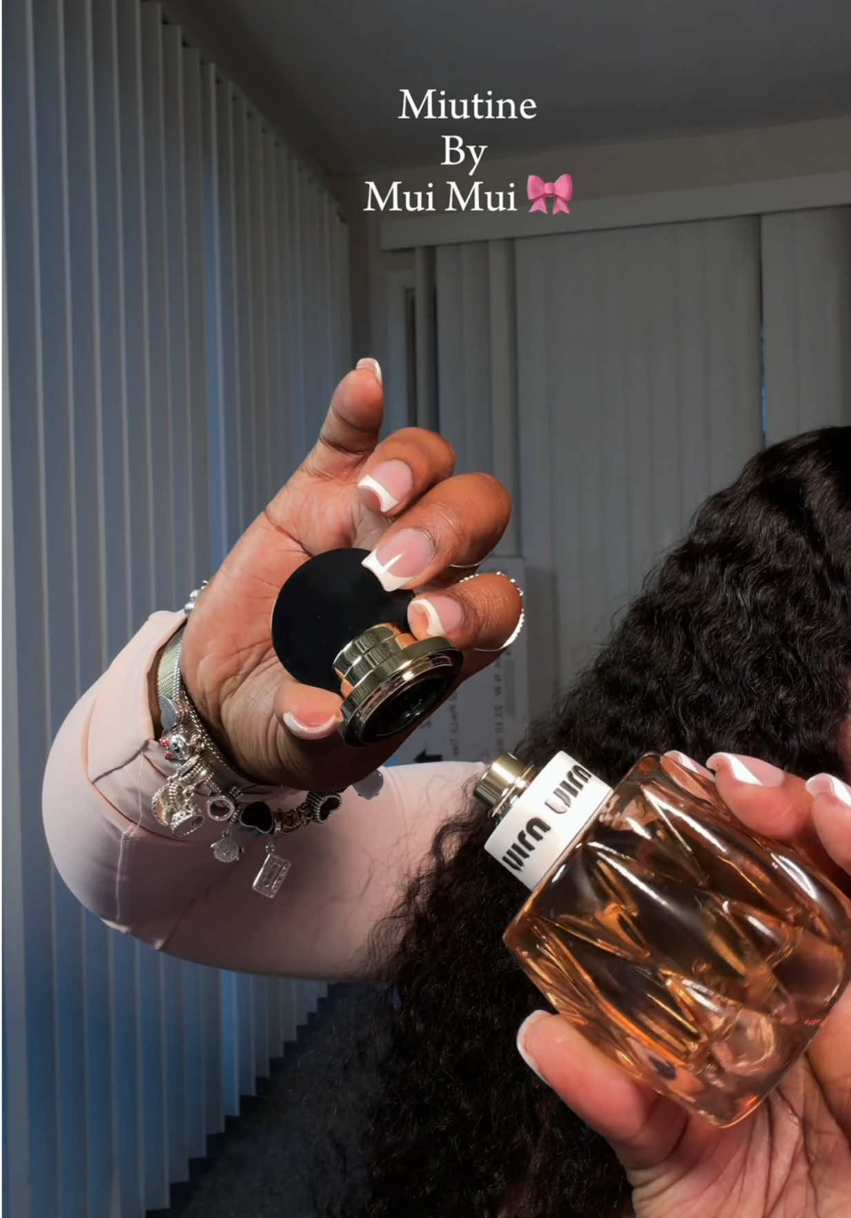 So thankful 🩵 , thank you so much @Miu Miu ✨✨✨ #giftedbymiumiu #miutine #miumiu #fyp #prpackage 