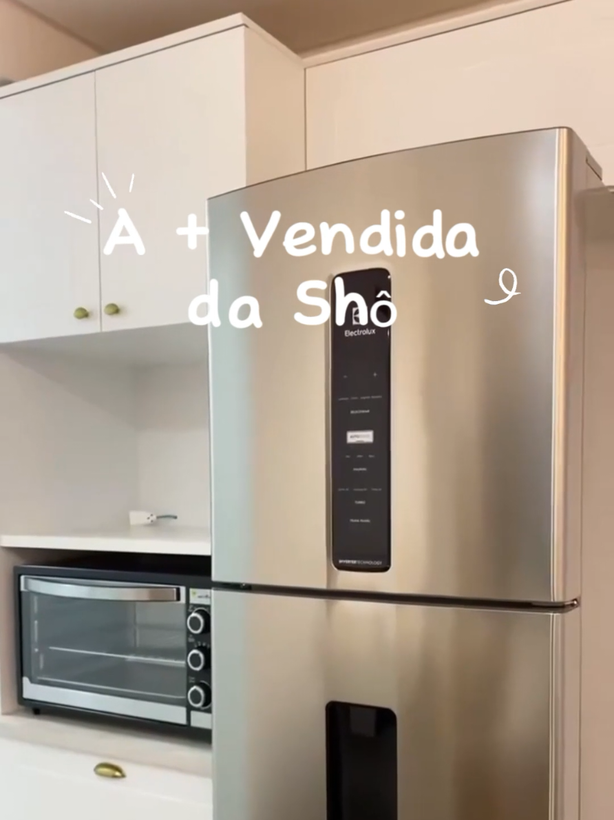 ✨Chegou o toque de luxo que sua cozinha merecia! 😍 A Geladeira Electrolux Frost Free Inverter 410L Inox une design moderno, economia de energia e tecnologia AutoSense que se adapta à sua rotina! ⚡❄️ Comente Eu quero. #Electrolux #GeladeiraInox #CozinhaPerfeita #FrostFree #CasaModerna 