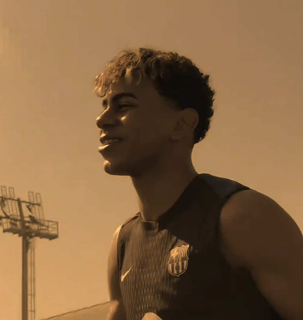 Bailalo Rocky 😜🕺 #lamineyamal #yamal #fyp 