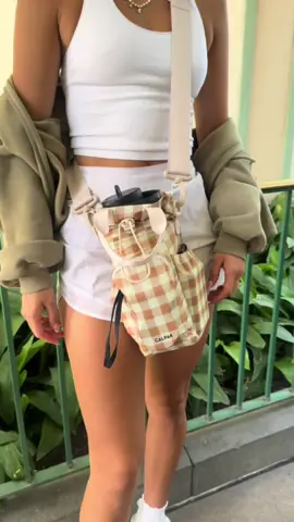 Replying to @A the only bag we’d walk 20K steps with at Disney 💛