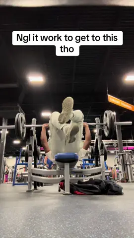 #fyp #benchpress #225 #GymTok 