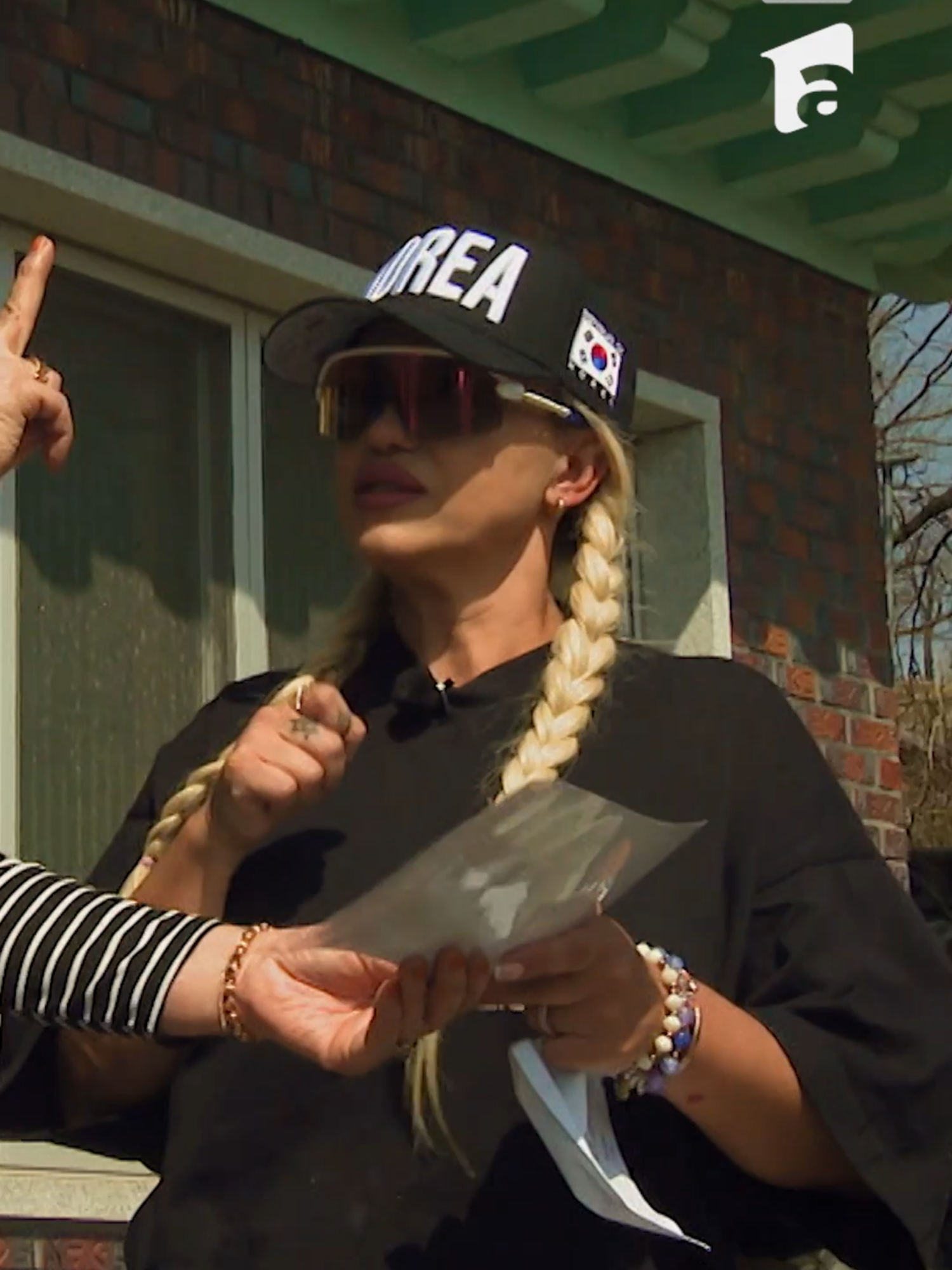 Anda și Joseph au greșit casa.😂😂 Putem spune că hărțile nu sunt punctul lor forte.🤔 Voi ce părere aveți? #asiaexpress #antena1 #fyp #viral #tvshow #fouryou #cursa #funnytv