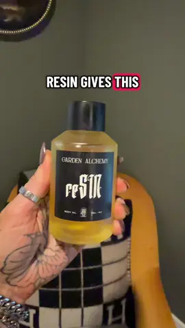 ✨ your newest obsession is here! No more dull skin & boring scent profiles! Elevate your game today 💥#fyp #perfumetiktok #bodyoil #gardenalchemy #DRYBODYOIL  