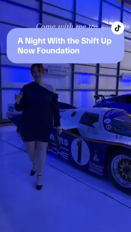 A lovely night in Indy celebrating women in motorsport and discussing the importance of support for young female drivers 💙 super lovely to hear from Pippa Mann, @Julia Landauer,  @Sally Mott, representatives from @mazdamx5cup, & other drivers & motorsport supporters!   #womeninmotorsport #f1contentcreators #femalef1contentcreators #motorsportcontentcreator #femaleracecardriver 