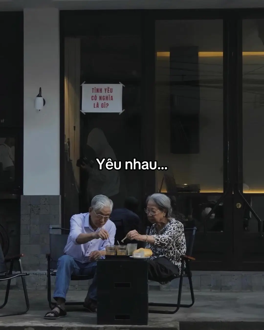 “Yêu nhau  chán nhau là  chuyện  bình thường. Chán nhau  mà chịu thay đổi  vì nhau  chứ không  bỏ nhau  còn hơn  cả tình yêu…”#tinhyeu #vira #haizzz45 