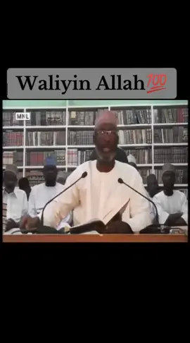 Ni kaina Sai da naji kamar Malam albani Bai Mutu ba da naji Wannan kaset din, Ya Ubangiji ka karbi shahadar#ShiekhAuwalAlbaniZaria 