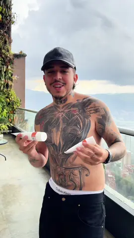 Si Westcol la usa… algo bueno tiene 👀💥 La Dermoaclarante de Class Gold está rompiendo 🔥 💛 Piel pareja, luminosa y con ese glow que se nota. #westcol #cuidadocorporal #manchas 