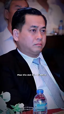 👀Vũ Nhôm lúc hô tụ hét tán. Cỡ này bảo sao lại tốn gái, chị em phụ nữ đa phần thích vẻ ngoài 