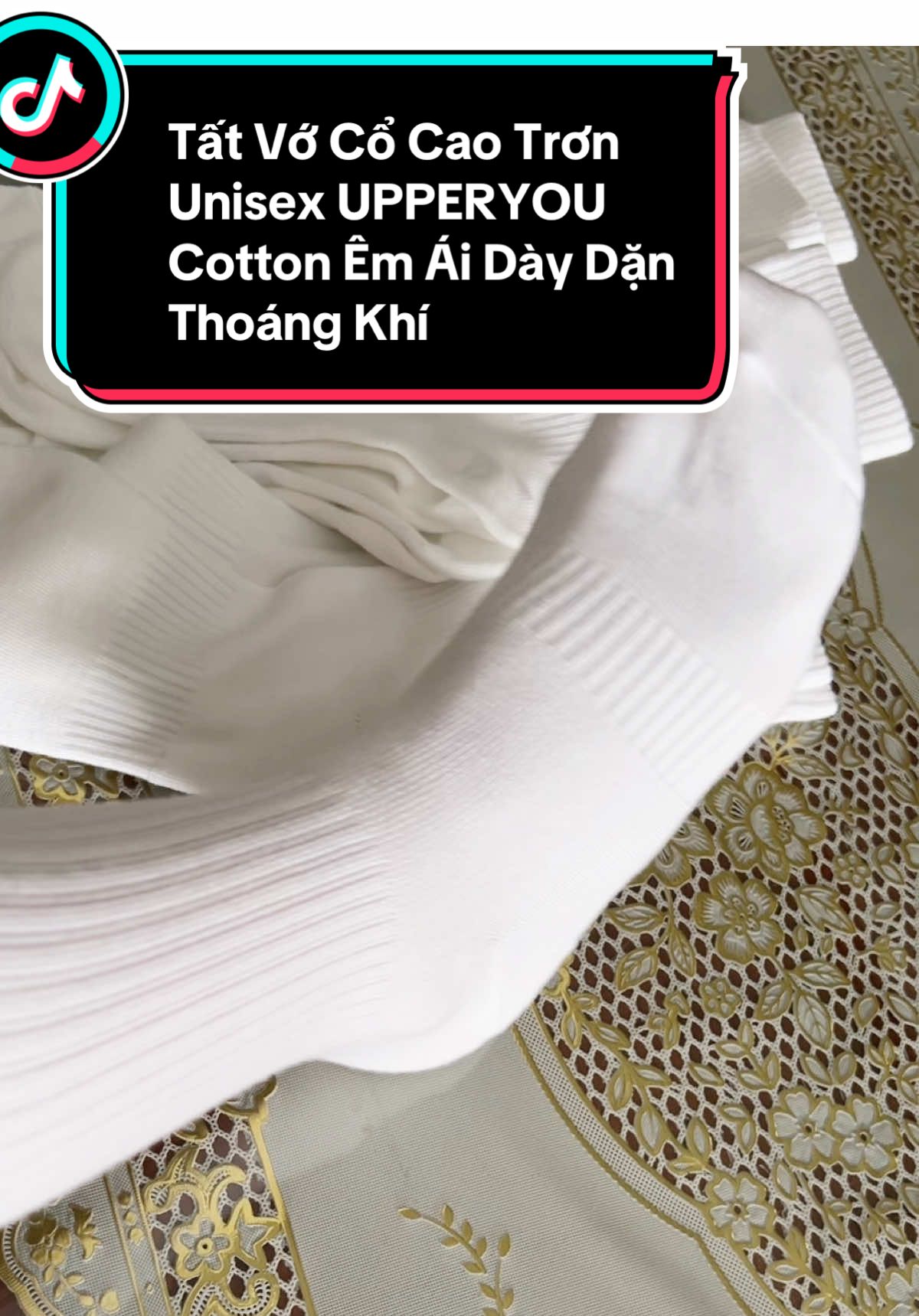 Tất Vớ Cổ Cao Trơn Unisex UPPERYOU Cotton Êm Ái Dày Dặn Thoáng Khí Tất vớ nam nữ cổ cao trơn unisex Upper You cotton tự nhiên là dòng vớ basic được ưa chuộng. Thích hợp với mọi loại giày dép và hoạt động như: chạy bộ, đi làm, đi chơi, đi dạo pho，... MÔ TẢ SẢN PHẨM: Công nghệ dệt hiện đại tạo sự thoải mái và thoáng khí Cảm giác thư giãn với đôi tất êm ái làm từ chất liệu cotton êm Khả năng thấm hút mồ hôi và khử mùi tốt duy trì độ khô ráo cho đôi chân Thiết kế tối ưu để đôi chân được nâng đỡ tốt nhất khi sử dụng Co giãn 4 chiều ôm sát đôi chân và linh hoạt trong mọi hoạt động #thuỷlt #thuỷbán👠 #giàydép #tất #upperyou 