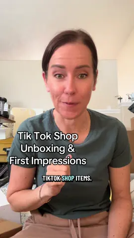 Tik Tok Shop unboxing, and first impression reviews. Heated shawl, fashion haul, glass tumblers, etc.  #TikTokShopHaul  #tiktokshopunboxing  #tiktokshopcreatorpicks  #spotlightfinds  #tiktokshopcybermonday 