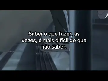 LEIA: Você já soube exatamente o que precisava fazer e mesmo assim sentiu que não conseguia? Tem horas em que a resposta aparece com nitidez. A gente sabe o que é certo, o que precisa ser dito, o que deve ser deixado para trás. Mas saber não torna mais fácil. Às vezes, é até mais pesado. Porque junto da consciência vem o peso da escolha, da ação, do fim. Sartre dizia que somos condenados à liberdade, e isso significa que, ao saber o que fazer, também sabemos que seremos responsáveis pelas consequências. E isso assusta. Não saber, às vezes, protege. Cria uma ilusão de pausa, de espera. Mas saber exige coragem. Exige movimento. E nem sempre estamos prontos. Então vá com calma. Você não precisa ser rápido, só honesto. Honesto com o que sente, com o que pode, com o que está disposto a enfrentar. Porque saber o caminho é só uma parte. O resto é coração disposto a caminhar, mesmo com medo. Mesmo devagar. Recomendação: Se você vai fazer o ENEM, você pode estudar com o Ferretto. A plataforma possui aulas, questões, correção de redação, simulados e muito mais! Use o cupom AUGUSTO45 para obter desconto na plataforma. O link está na bio e no destaque com o nome “Ferretto”.