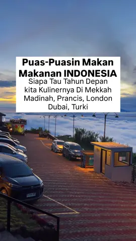 Uang lagi otw Rumah baru lagi otw Mobil baru lagi otw Hidup yang lebih baik lagi otw Kita aminin bareng-bareng yok 🤲🏻 Lokasi:📍LINGGARJATI 1 & 2 MAGELANG Resto & Glamping tertingi di Magelang yang bisa diakses mobil sampai lokasi Ngga cuma pemandangannya aja yang indah, Glamping ke2 LinggarJati Joglo ini punya banyak kelebihan, Diantaranya ✅Akses mobil sampai lokasi ✅Menu resto yang sangat lengkap ✅Resto dibuka 24jam (tamu bermalam) ✅Resto dibuka untuk umum (Jam 07.00-21.00 WIB) ✅Tempat ramah untuk Balita, Lansia & Kaum Difabel Secara keseluruhan @linggarjati_joglo memiliki 35kamar yang teridiri dari 9tipe yang berbeda semuanya punya view yang epik & mempesona Dengan harga mulai dari 400ribu kamu sudah bisa bermalam disini dan gratis berenang di @linggarjati_joglo3  Solusi untuk kamu yang dari luar kota ingin eksplore keindahan Magelang bisa nginep di @linggarjati_joglo Karena kita punya paket Private Trip & Dokumentasi  Selain itu untuk kamu yang butuh jemputan bisa gunakan jasa shuttle car kami Bisa dijemput Bandara (YIA Jogjakarta) Stasiun (Lempuyangan Jogjakarta ) Terminal (Tidar Magelang) dan lainya sesuai permintaan kamu Jaman sekarang liburan tuh ngga perlu ribet tinggal duduk manis kita jemput🙌🏻😉 Info pricelist ketuk link WA di Bio (KATALOG) Reservasi ketuk link Website di Bio #linggarjatijoglo #indonesia #magelang #jogjakarta #jawatengah         