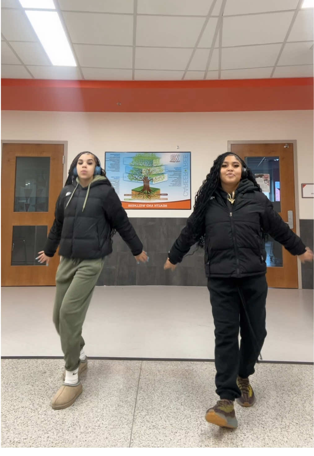 she gon call me baby boottt😉 #fyp #viral #trending #dance 