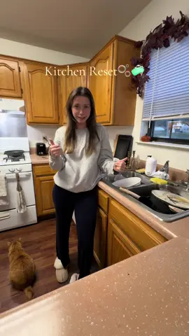 We love a clean space 😇 #CleanTok #kitchen #cleaningmotivation #foryourpage 