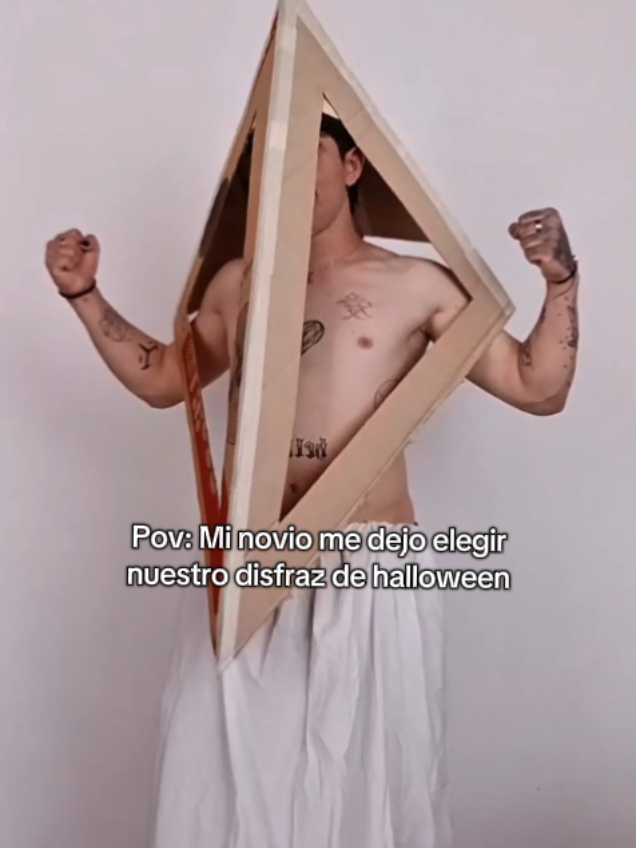 Y que halloween🫦 #halloween  #pyramidheadcosplay #cosplay #silenthill #pyramidhead 