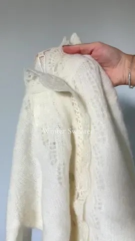 The perfect winter sweater @Sézane  #sweaters #winterstyle #winterootd #winterfashion #sweaterweather  