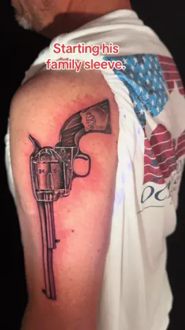 Gotta start on this sleeve for his family. I can’t wait to add to this. What do you guys think about this piece so far?