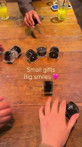 This was so much fun ✨love my girlies! highly recommend doing this with your loved ones 🥰 #fyp #foryoupagе #giftexchange #smallgift #girlsnight @sana_864 @sabhahh @Bea | Travel, life & fashion @a yz @Nrxh12 