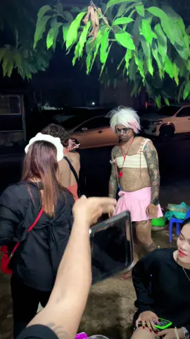 ស្បែកជេីងចំក្បាលគេ😂#សុីអ្នកឯងលូវ 