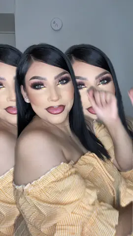 JUST CONTENT 🤭😘 #fyp #parati #foryoupage #beautycontentcreator #creatorsearchinsights 