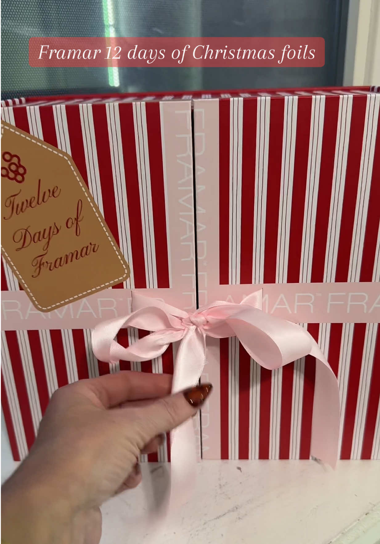 Who wants to see what prints are on the Foils?  @framar this is the cutest package ever!  #haircolor #foil #hairstylist #salon