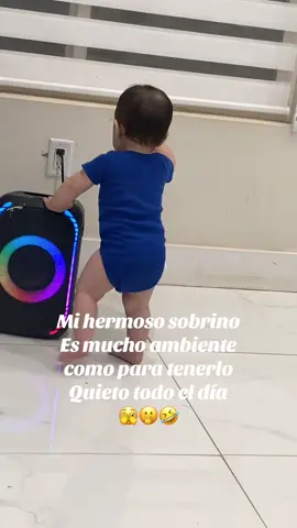 El es mucho ambiente como para tenerlo quieto todo el día 😍🫣🤣🥰 tía te ama tanto bb #aylupita #baile #sobrino 