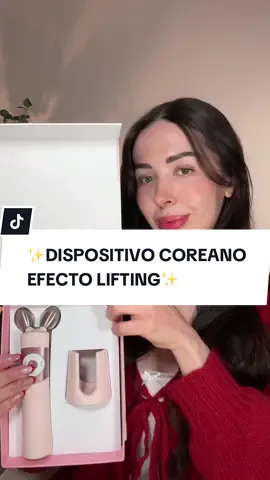 ✨REDEFINE EL CONTORNO DE TU ROSTRO EN SOLO 10 MINUTOS 🧖🏻‍♀️ 👉🏻Este dispositivo facial usa tecnología de ondas EMS💛 para tonificar, levantar y relajar los músculos del rostro desde casa. ✨Tres modos distintos para firmeza, definición y descanso, tu mini herramienta de cabina, pero portátil 💖 #SkinCare #beautydevice #lifting #surcosnasogenianos #skincarecoreano @mommycare_global @YesStyle @YesStyleInfluencers 