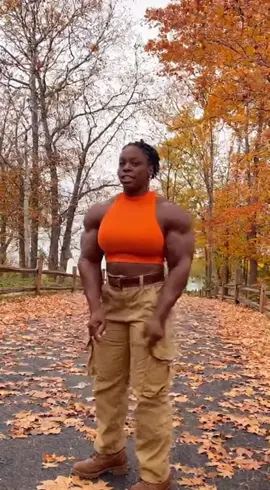 Extremely Muscular buff black women flexing for the fall ##bodybuilder##muscular##sora2##sora##muscularwomen